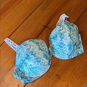 Victoria's Secret Teal Snake Print Push-Up Bra